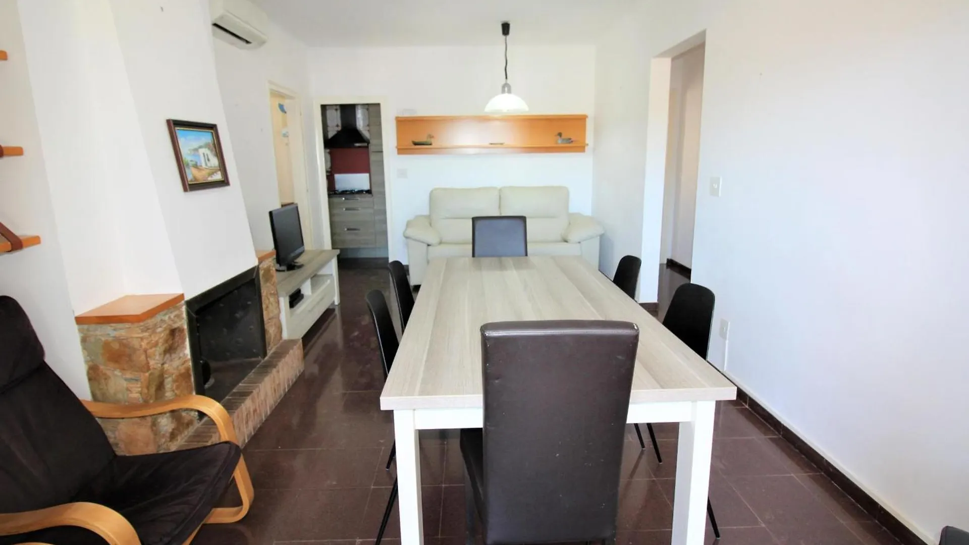 Apartment A Recer - Apartamento Acogedor, Tranquilo Y Bien Situado, A Tan Solo 100 M. De La Playa. - Es-228-142 Llanca Spain