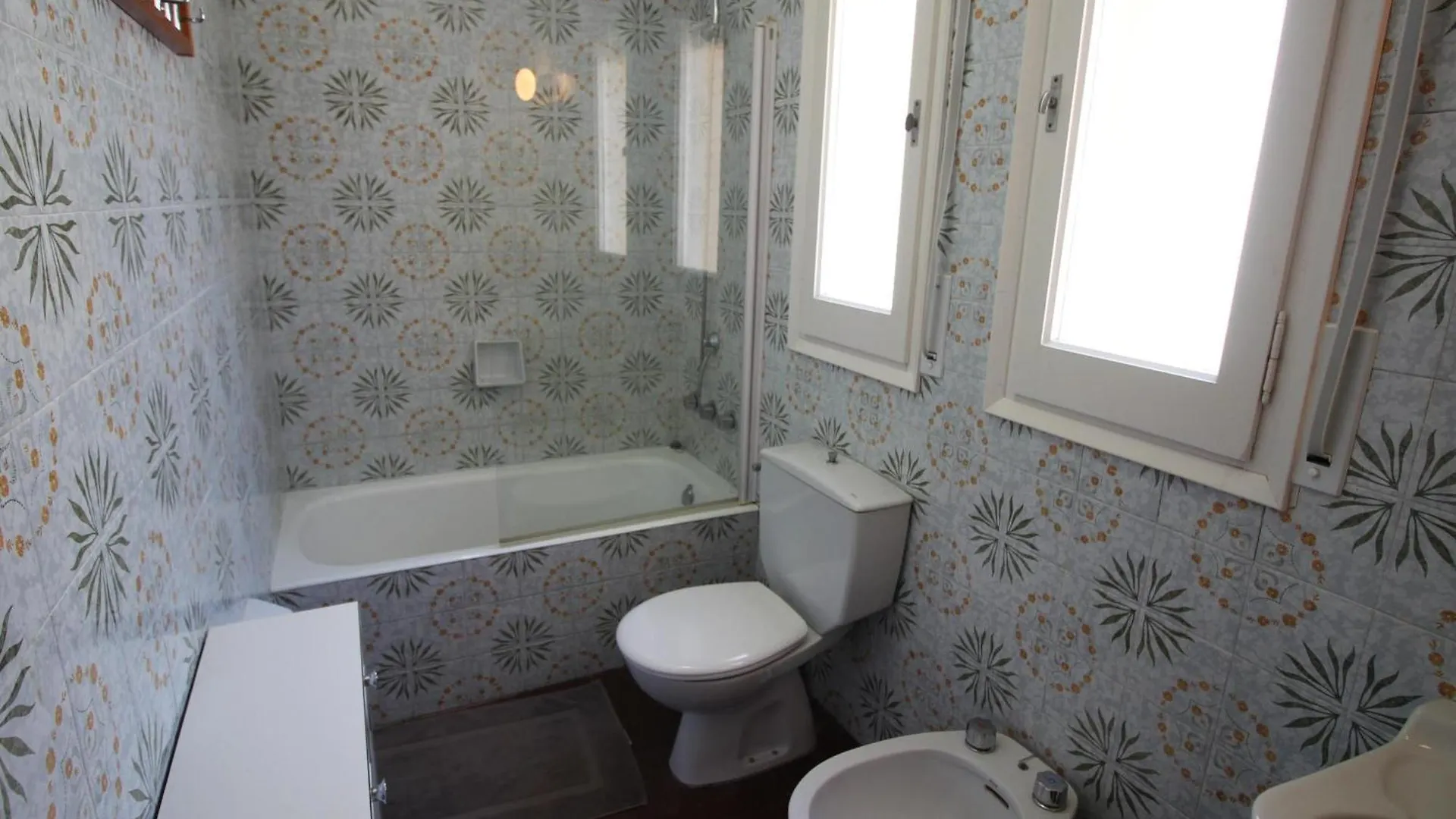 A Recer - Apartamento Acogedor, Tranquilo Y Bien Situado, A Tan Solo 100 M. De La Playa. - Es-228-142 Llanca