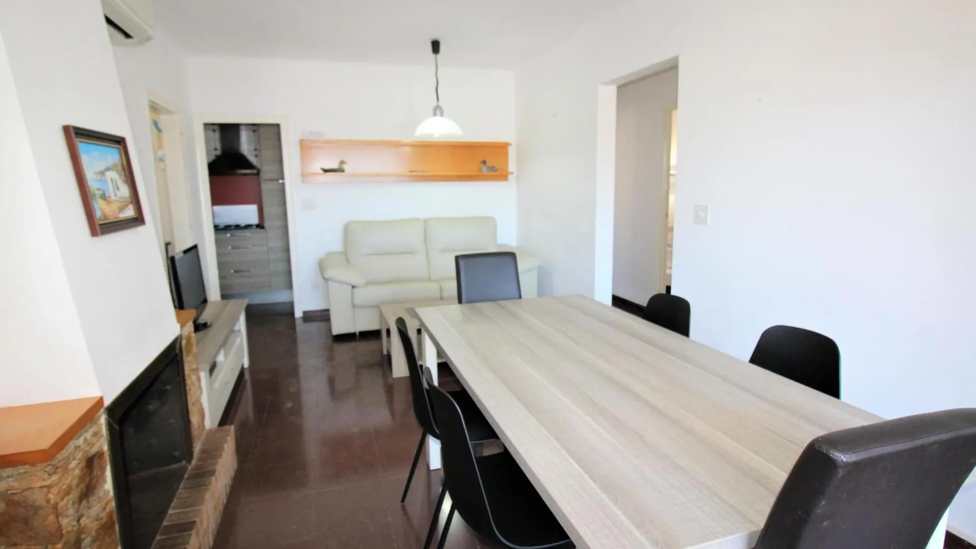Apartment A Recer - Apartamento Acogedor, Tranquilo Y Bien Situado, A Tan Solo 100 M. De La Playa. - Es-228-142 Llanca